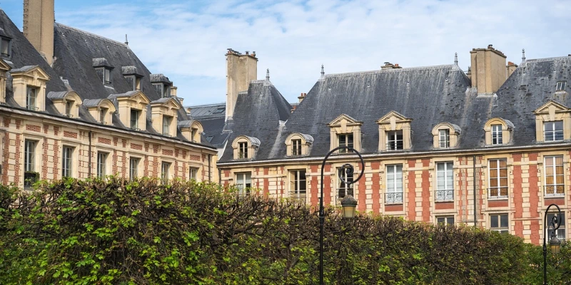 the Place des Vosges in Paris