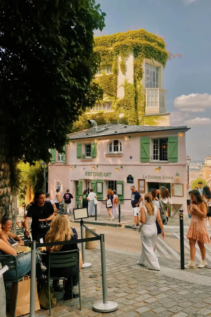 the famous pastel pink La Maison Rose restaurant